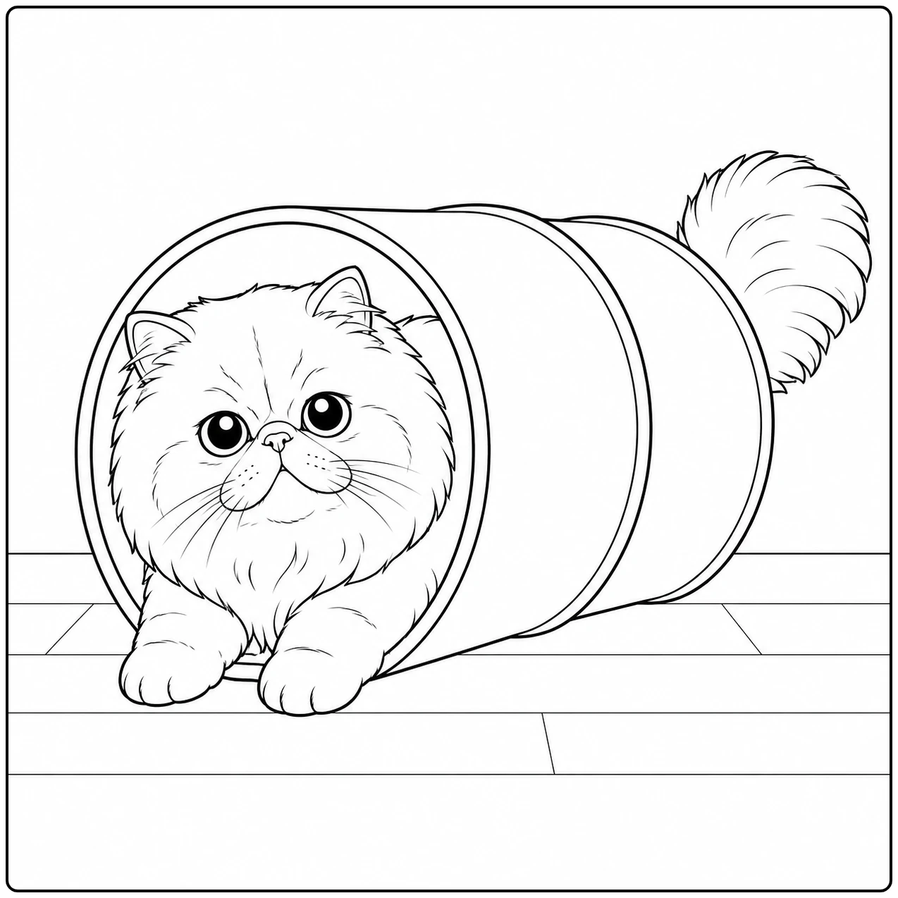 Pluizige kat kruipt uit een ronde speeltunnel terwijl de staart achteraan zichtbaar blijft.